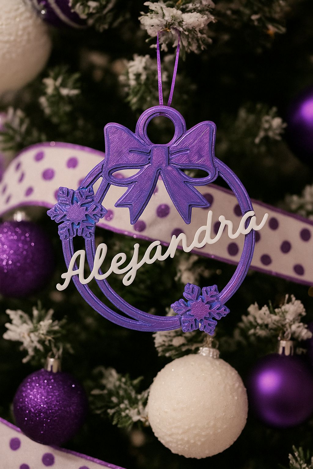 Esfera Navideña con Moño y Nombre Personalizado